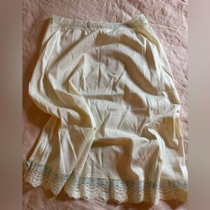 Olga Ivory Lace Accent Slip